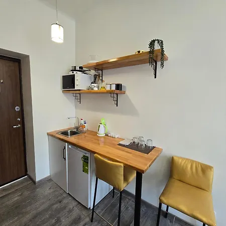 S3 With Balcony 아파트