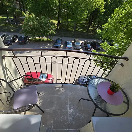 S3 With Balcony *
